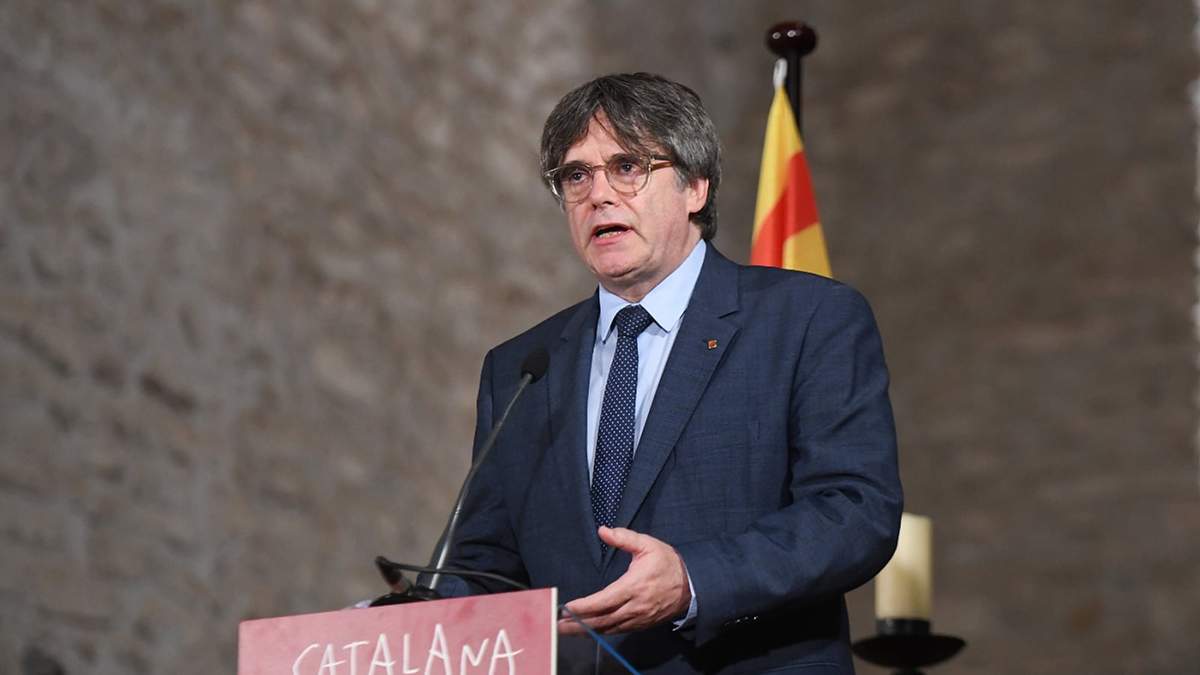 Puigdemont. "Las riendas de la negociación".