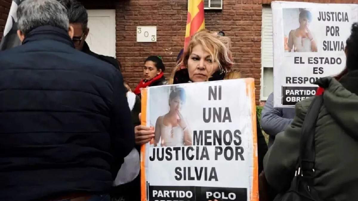 Se hicieron varias marchas por el femicidio de Silvia Cabañares. Fuente(X)