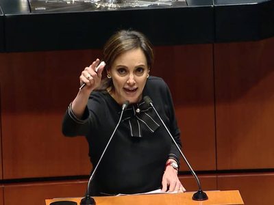Lilly Téllez pide a AMLO disculparse por críticas a la clase media; fue una "torpeza política"