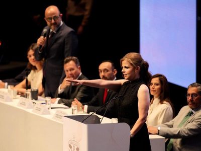 Nueva rectora de la UdeG condena la "apología de la violencia" efectuada en el auditorio Telmex