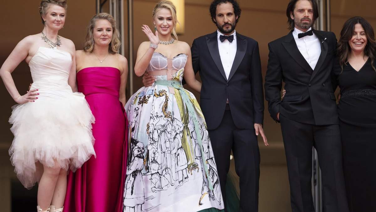 El elenco de la película en el estreno en Cannes en mayo
