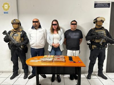 Detienen a una mujer y dos hombres que viajaban en un taxi con cuatro kilos de cocaína