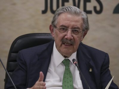Si se va a elegir a jueces por voto popular que también se elija a secretarios de Estado: Ministro