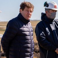 Gustavo Melella recorrió obras gasíferas en Tierra del Fuego