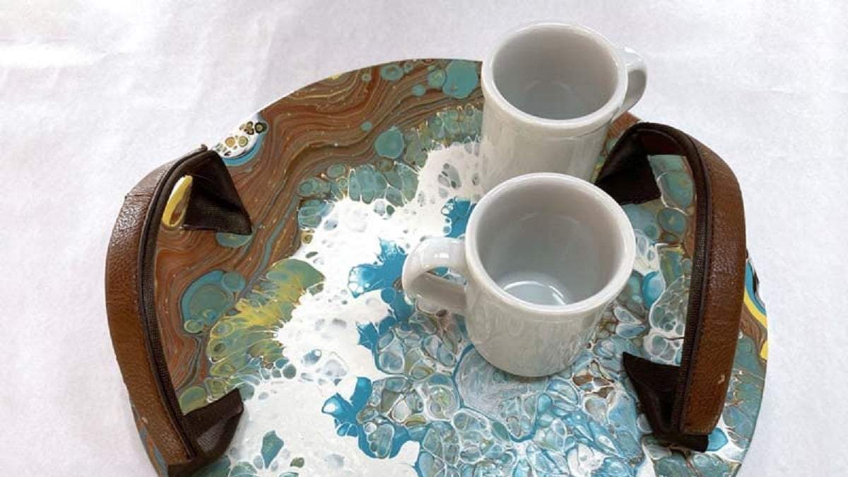 Cómo crear una bandeja decorativa. Fuente: (X)
