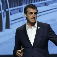 Bullrich justificó la presencia de su "doble" en la sesión del Senado