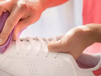 Tus zapatillas sucias y amarillentas vuelven al blanco inmaculado con este trucazo fácil y económico