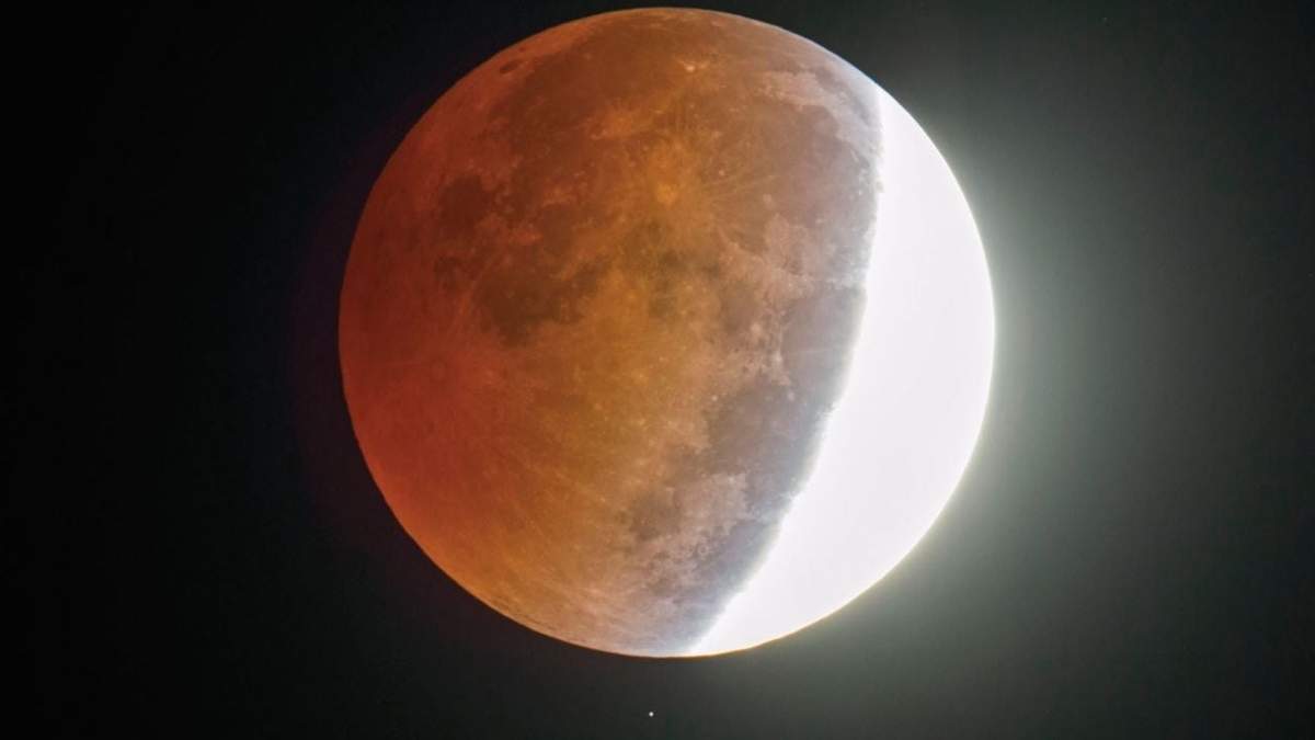 Eclipse lunar penumbral. Fuente: (Twitter)