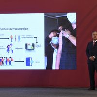 AMLO se vacunará hasta que corresponda a su grupo de edad; le tocaría en marzo o abril