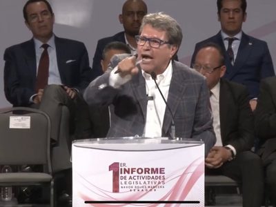 "¡Son más los aplausos!", grita Monreal ante abucheos en acto con morenistas en Hidalgo (Video)