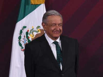 AMLO aseguró que ayudaría a Pemex a pagar su deuda si hiciera falta