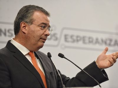 Díaz de León se mantendrá al frente de Banxico hasta fin del periodo