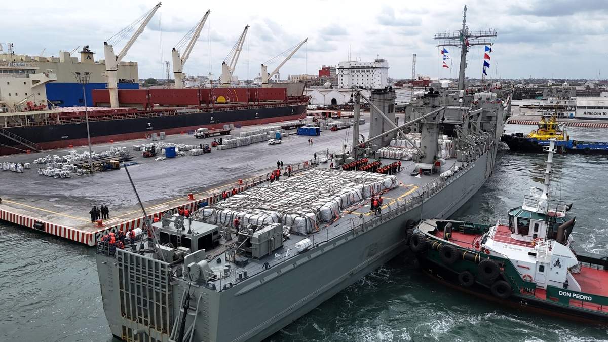 Los buques Papaloapan y Huasteco partieron desde el puerto de Veracruz