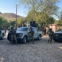 "¡Suelten a la niña!" gritaban pobladores para que liberaran a la hija de Ismael "El Mayo" Zambada