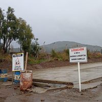 Vecinos llaman a liberar la calle que da al hospital Ramón Carrillo en San Martín de los Andes