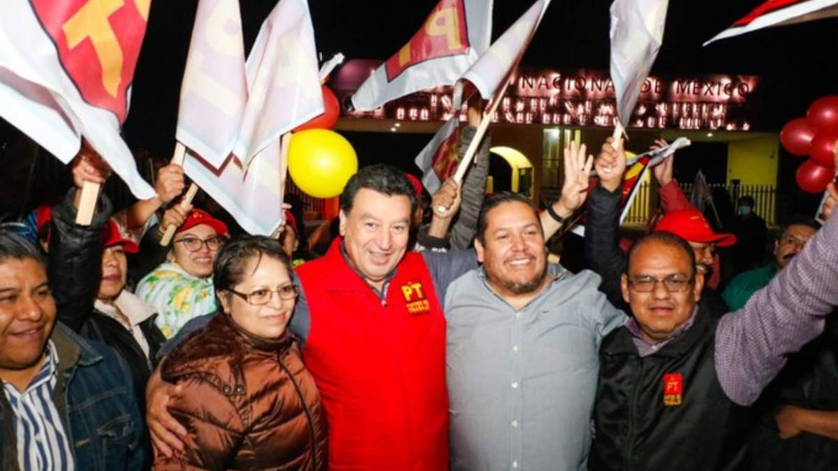 ).- Candidato a diputado local del Partido del Trabajo (PT) y alcalde con licencia de Progreso de Obregón, Armando Mera Olguín