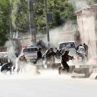 Ataques suicidas en Kabul dejan 25 muertos, entre ellos nueve periodistas