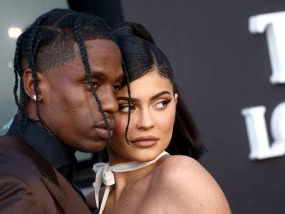 El tierno posteo de Kylie Jenner a Travis Scott: "Estoy llorando. ¡Te amo para siempre!"