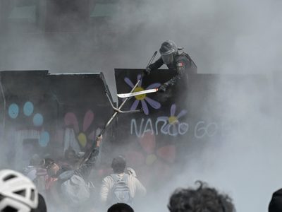 Madre de menor de edad detenido en marcha de la Gen Z denunciará por tortura a policías de Brugada