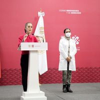 Gobierno de CDMX presume reducción de la pandemia, pero deja pendiente el semáforo