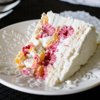 Torta helada de frutos rojos y merenguitos: muy crujiente y jugosa para un finde de verano bien dulce