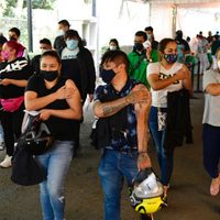 La nueva variante BA2 de Ómicron es la "más contagiosa", revela investigador de Dublín