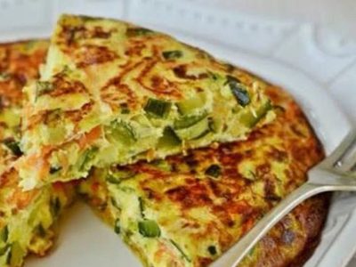 Tortilla de zapallitos: con 3 ingredientes, resolvé el almuerzo con esta receta fácil, rica y económica