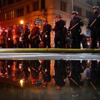 Unas 40 ciudades de EU imponen toque de queda ante los disturbios por la muerte de George Floyd