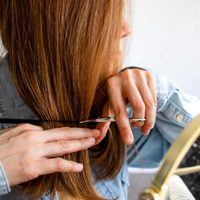 Qué días de noviembre tenés que cortar tu cabello para que crezca sano y fuerte, según el calendario lunar