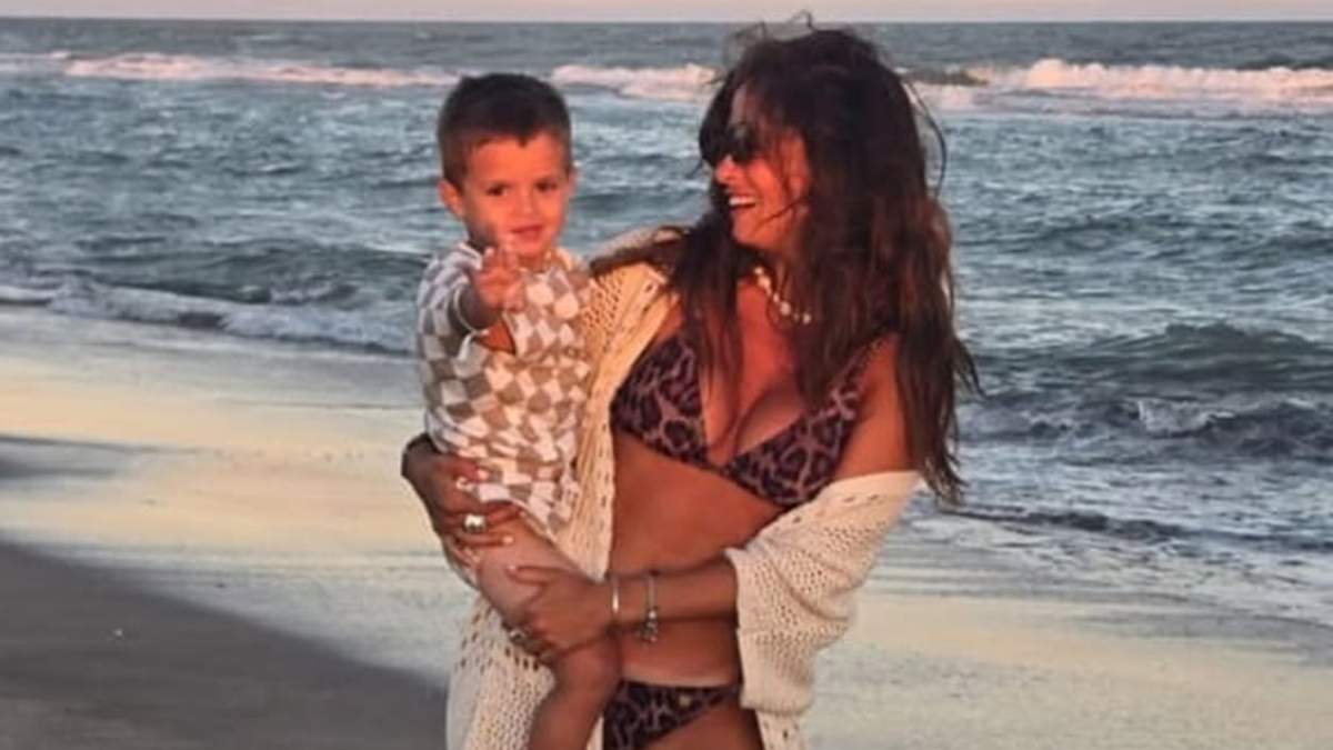 La influencer Flor Rastelli Mella volcó en Villa Gesell y está grave