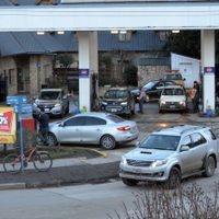 Villa la Angostura planea implementar una Tasa Vial a los combustibles