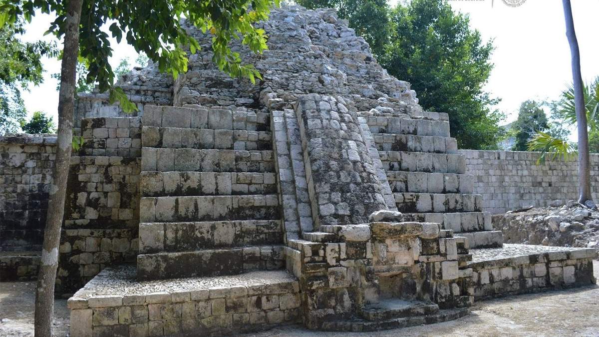 Zona arqueológica de Santa Rosa Xtampak