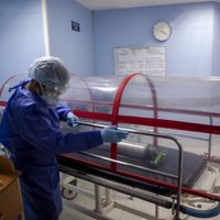 La mitad de hospitalizados por covid-19 sigue con problemas de salud después de un año: estudio