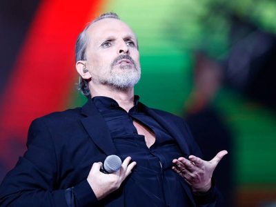 Criticadísimo: Miguel Bosé es tildado de hipócrita por no hacer lo mismo que predica