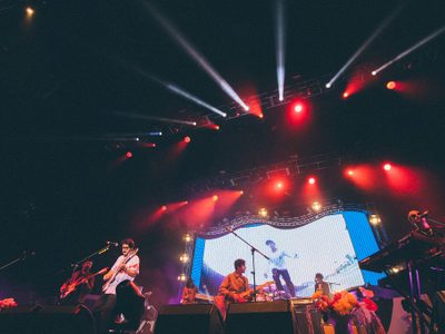 Little Jesus presentó su "Disco de Oro" con un concierto épico en el Pepsi Center WTC