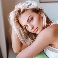 A punto de entrenar, Irina Baeva se fotografió frente al espejo y dejó sin palabras a sus seguidores