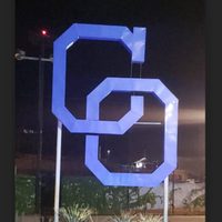 Clavan narcomensaje en cadáver abandonado afuera de estadio de beisbol en Cajeme, Sonora