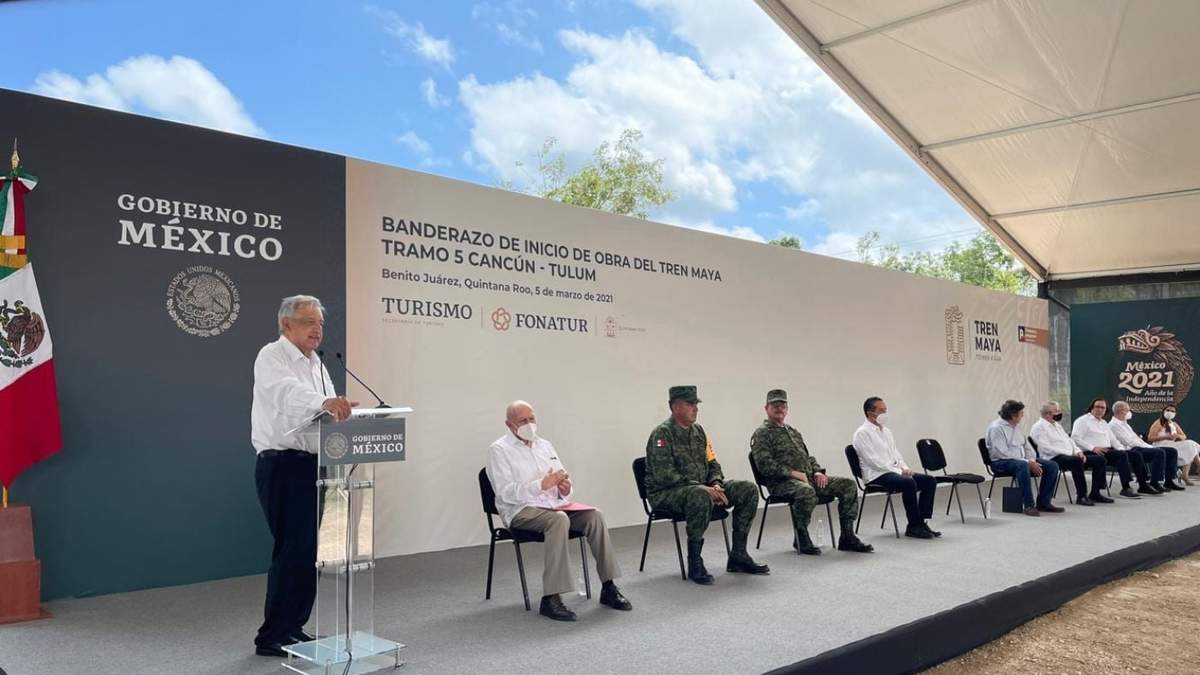El presidente en el banderazo de salida de las obras del Tramo 5 Norte del Tren Maya