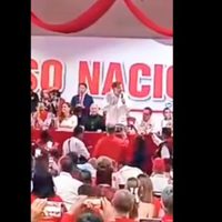 Abuchean a Noroña en el Congreso Nacional del Partido del Trabajo (Video)