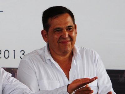 AMLO advierte a Ancira: No obtendrá beneficios si busca con abogados "leguleyos" incumplir acuerdo