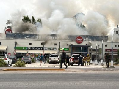 Qué se sabe sobre las causas del incendio en un supermercado en Pinamar