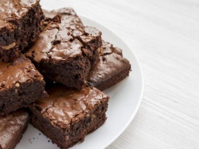 Brownie en microondas: resolvé tu antojo en 4 minutos con esta receta deliciosa que te salva la merienda
