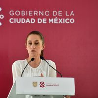 Claudia Sheinbaum frena juicio político contra Sandra Cuevas
