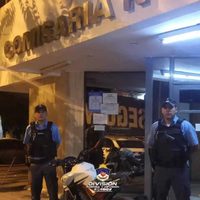 Tenía pedido de captura, se cayó cuando escapaba en una moto robada y lo detuvieron
