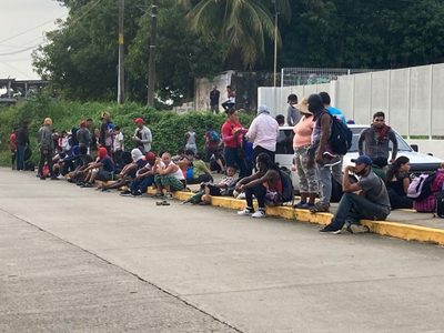 Migración intercepta casi 2 mil migrantes en un solo día
