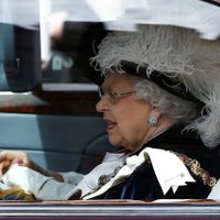 Nunca le pasó algo así en su vida: el susto que casi la interna a la Reina Isabel
