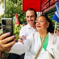 Carlos Orvañanos ofrece apoyos a familias de cuajimalpenses en el extranjero