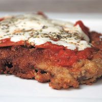 Cómo elaborar la mejor milanesa a la napolitana, la comida preferida de Lionel Messi