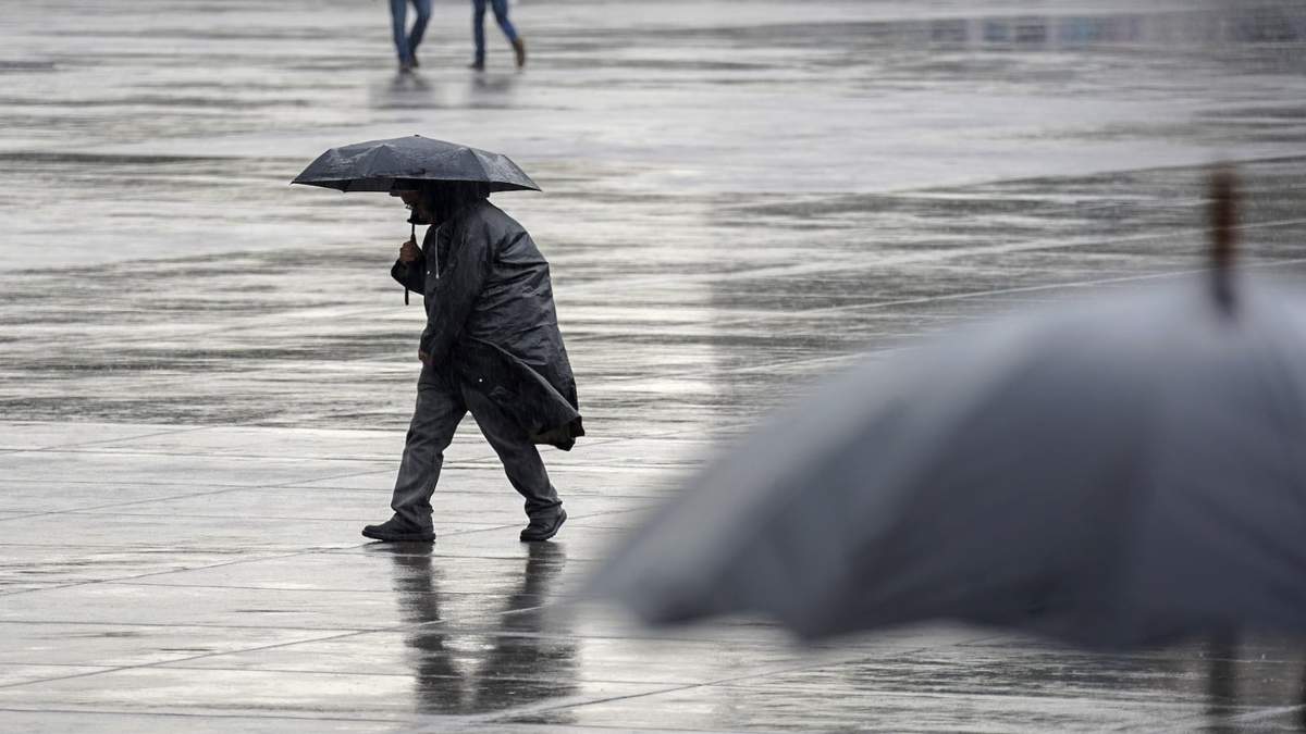 Probabilidad de lluvias con intervalos de chubascos en la Ciudad de México para este lunes.