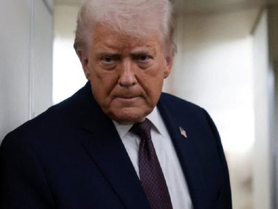 Trump envía una gran flota a Irán y presiona para negociar un acuerdo nuclear justo antes de una posible escalada militar